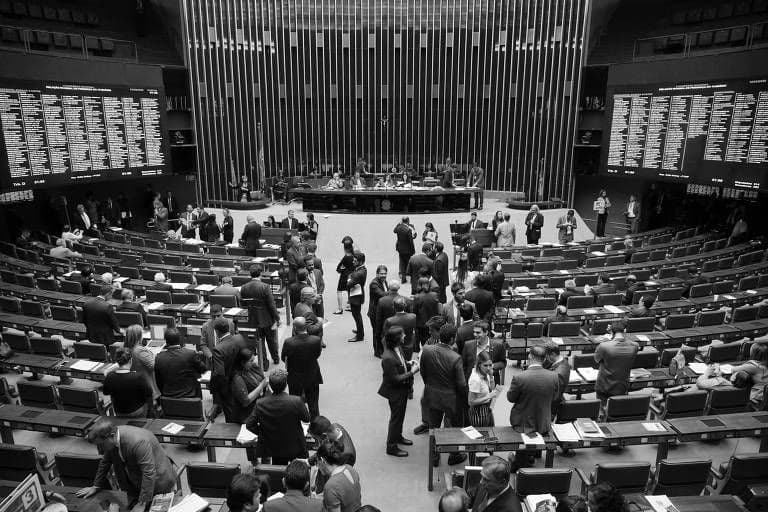 A marcha da insensatez